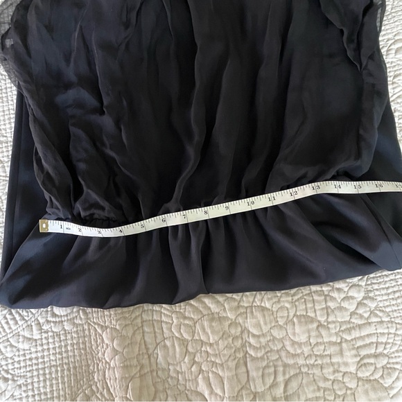 Lafayette 148 sample piece dress in black silk w/elastic waist - Picture 10 of 14